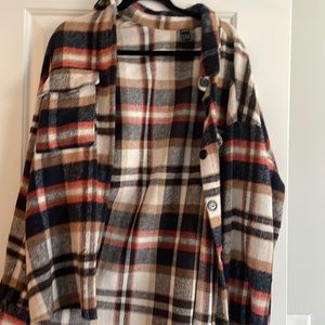 Women’s oversized flannel